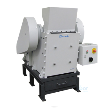 Retsch BB 600 Çeneli Kırıcı  Besleme Malzemesi: Sert, Kırılgan, Orta Sert, Sert Malzeme Giriş Büyüklüğü: < 350 X 170 mm Çıkış Büyüklüğü: < 6 mm