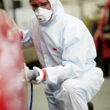 3M™ 4532+ Koruyucu Tulum 4XL Soğuk Beyaz, Artırılmış Yağ ve Alkol Performansı, Kuru Partiküllere, Belirli Sınırlı Sıvı Kimyasal Sıçramalarına Karşı (Tip 5 ve 6)